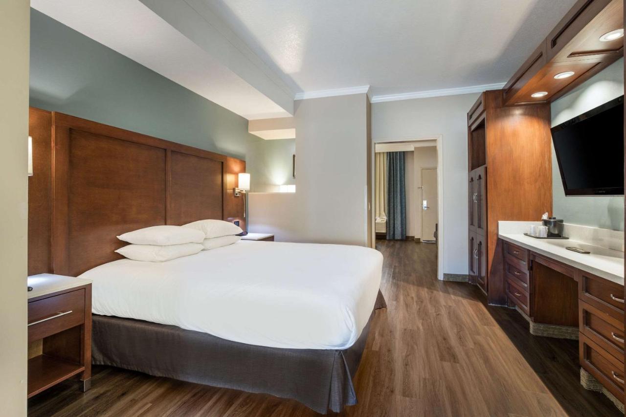 Mainstay Suites Orange County John Wayne Airport Santa Ana Dış mekan fotoğraf
