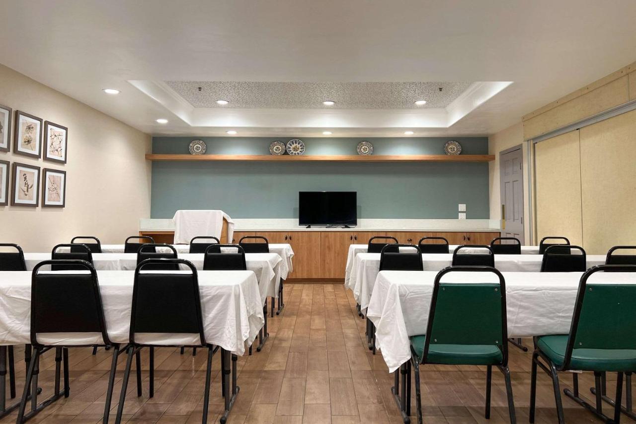 Mainstay Suites Orange County John Wayne Airport Santa Ana Dış mekan fotoğraf