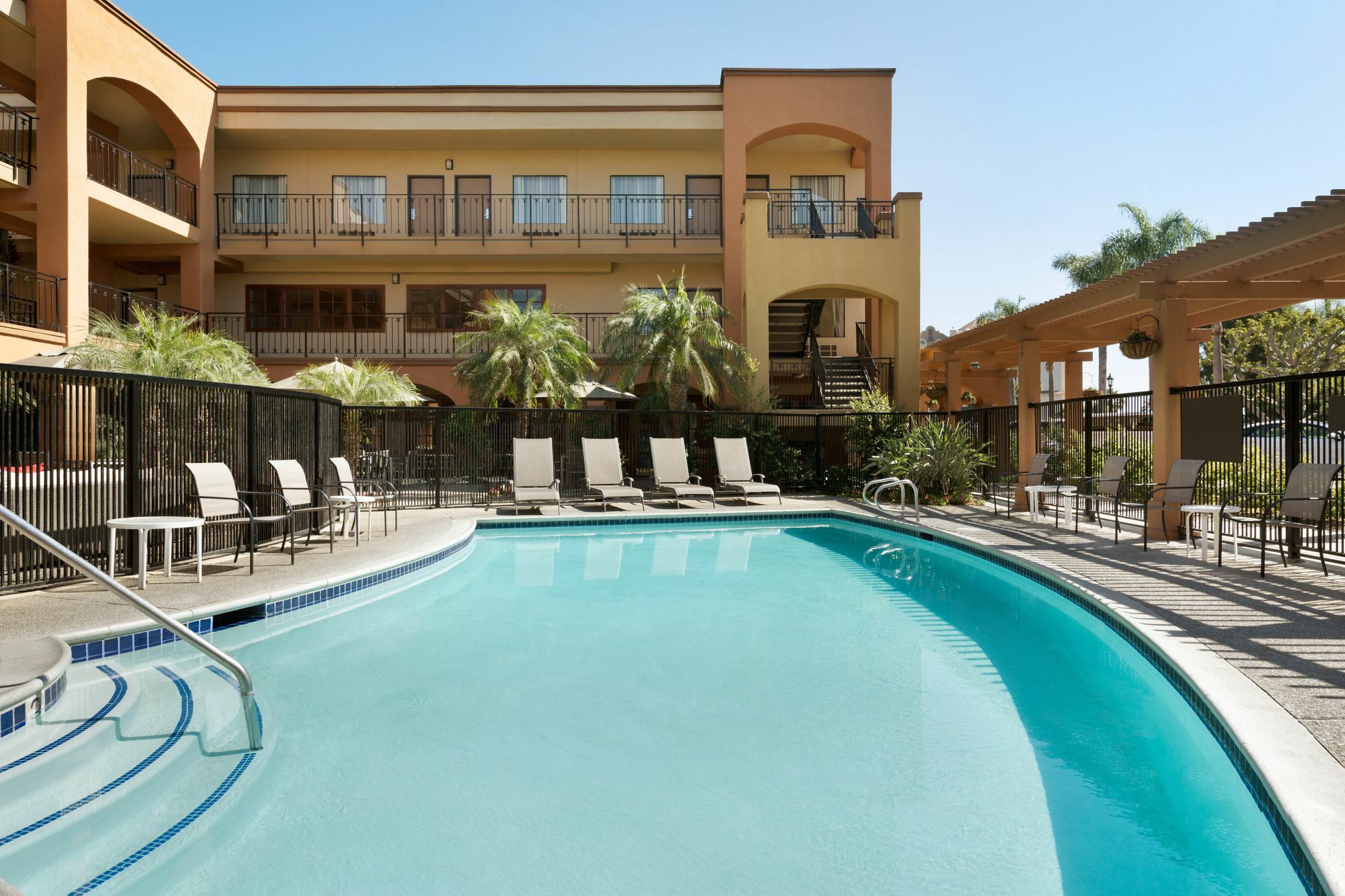 Mainstay Suites Orange County John Wayne Airport Santa Ana Dış mekan fotoğraf
